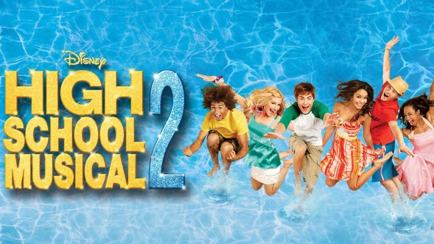 فيلم High School Musical 2 2007 مترجم
